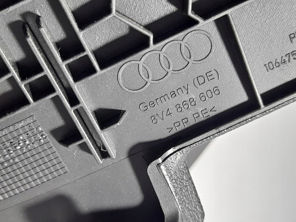 фото №6, Audi a3 8v захист обшивка стійка права 8v4867246 чорний s-line soul