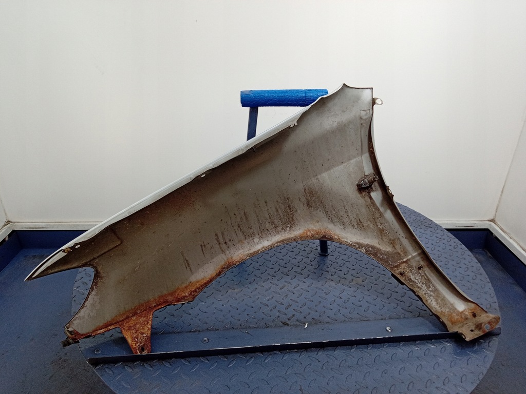 фото №12, Outlander i 03- крыло перед правый передний a31a