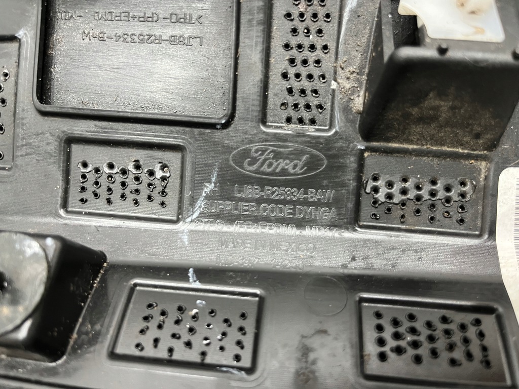 фото №8, Ford mustang mach-e молдинг дверь задняя задняя правая lj8b-r25334-baw