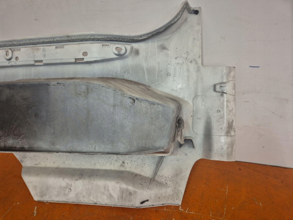 фото №9, Scania r 17- корпус порог левая подножка góra 2418447