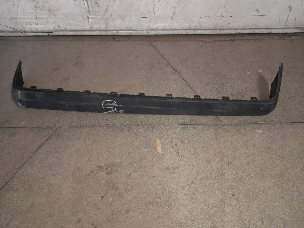 фото №1, Накладка молдинг бампер задняя mercedes w 124 84-1993