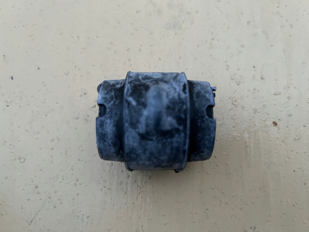 фото №7, Ford mondeo iv 4 подушка стабилизатора резиновый элемент lr031310