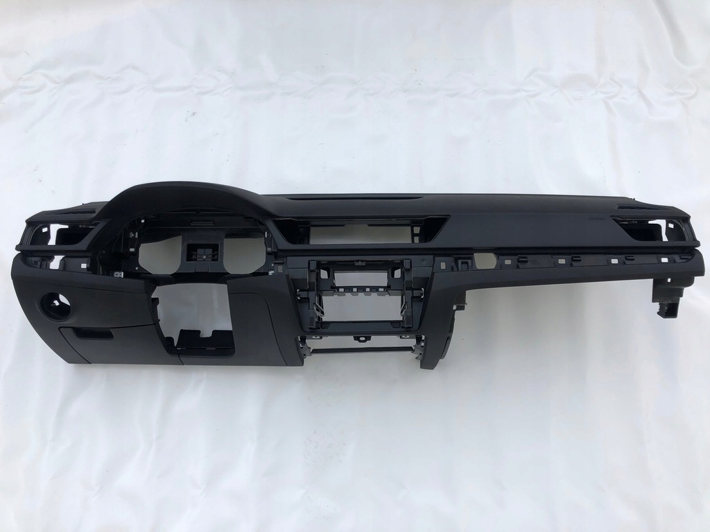 фото №1, Skoda superb 3 iii приборная панель приборная панель консоль