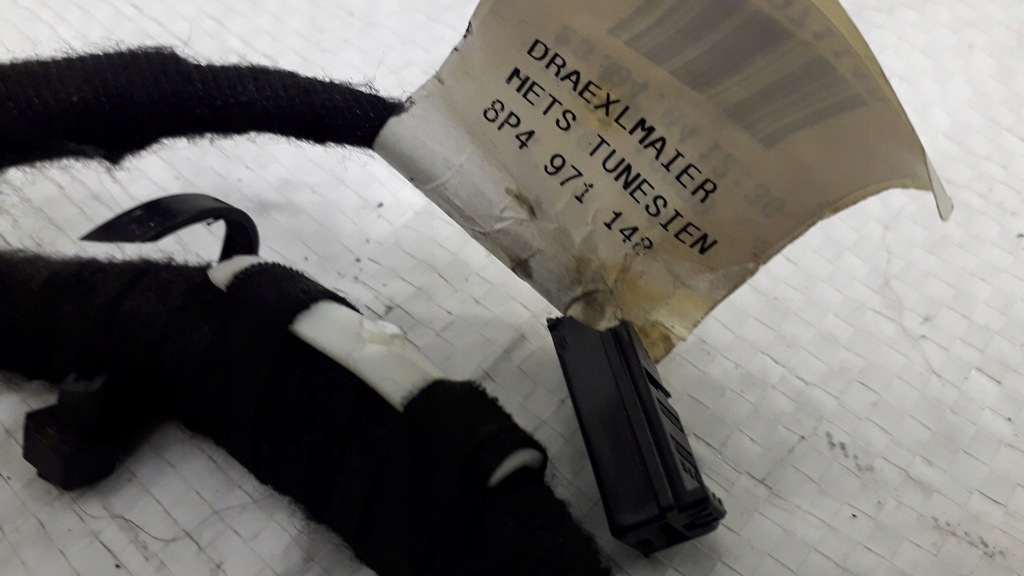 фото №11, Джгут електрична кришки audi a3 s3 8p 8p3971147bf 8p3971726s