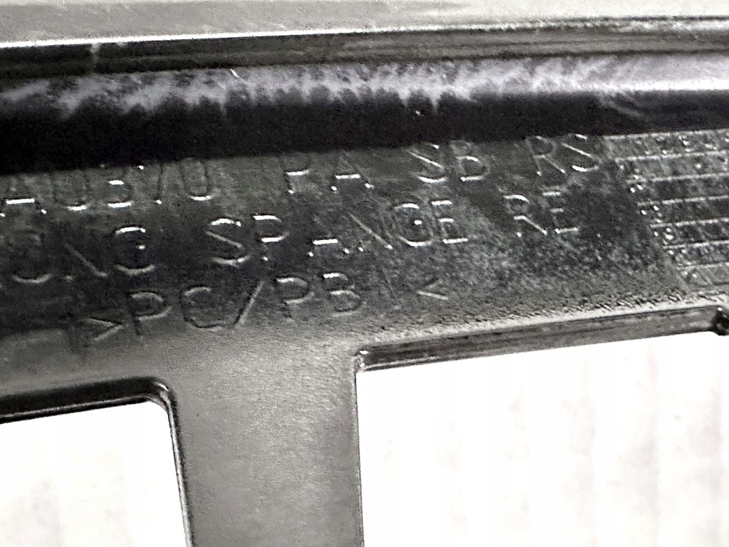 фото №10, Рамка молдинг выхлоп диффузор - audi a3 rs3 8v4 8v black