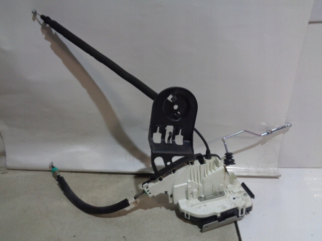 фото №10, Lancia оригинальный номер p04589915ad замок pin