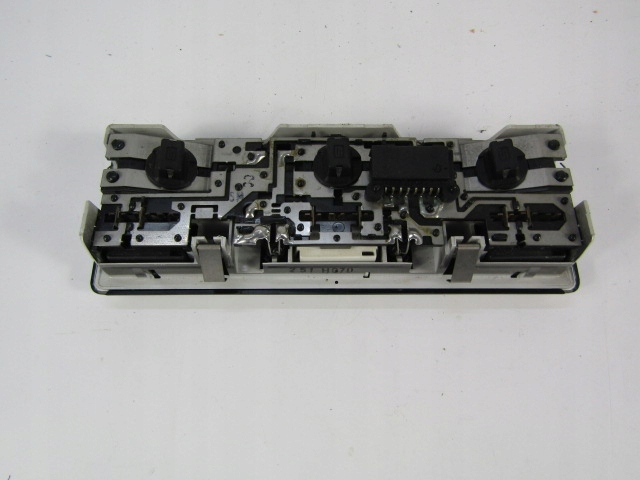 фото №4, Bmw 3 e46 compact лампа освітлення салону