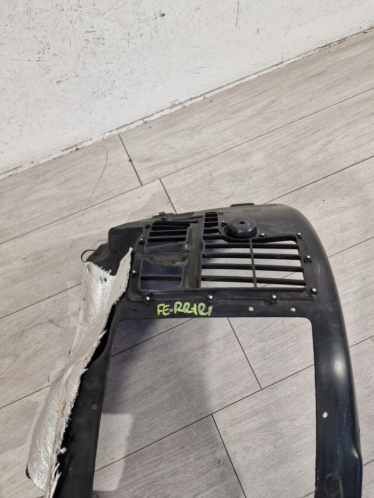 фото №9, Задние левая подкрылок ferrari 488 89268800