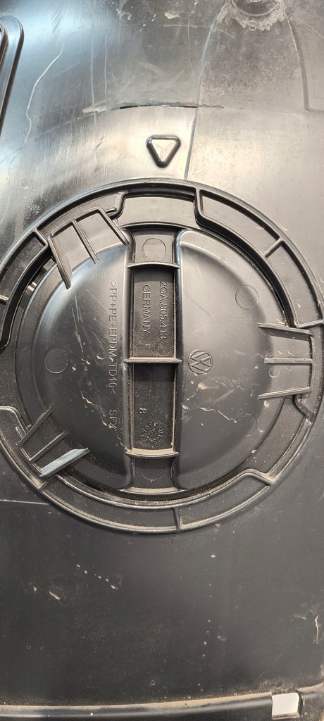 фото №8, Підкрилок ліва перед vw caddy 2k7