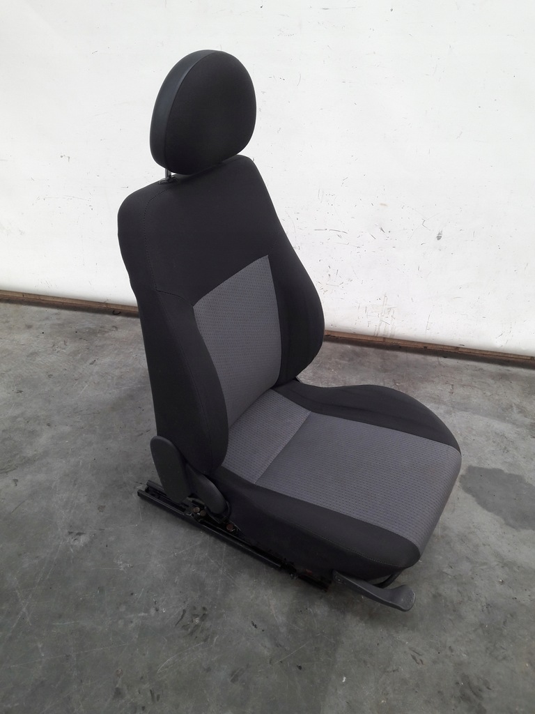 фото №4, Сидіння лівий meriva a