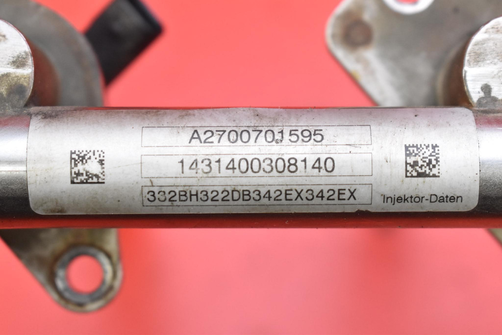 Молдинг впрыскная форсунки a2700701595 mercedes cla 250 c117 2.0i 211km 13-16 с Разборки