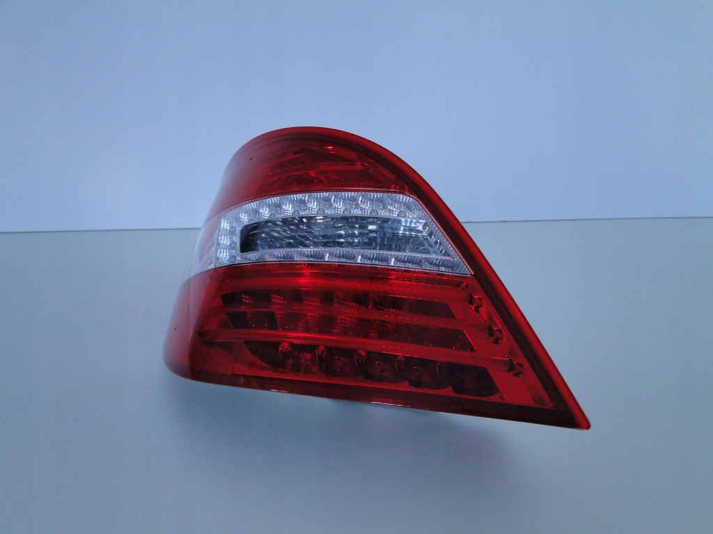 фото №7, Mercedes r 251 w251 лампа задняя левая led lift