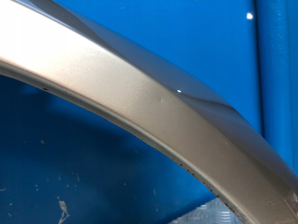 фото №7, Mercedes w251 05- крыло правый перед передний 693