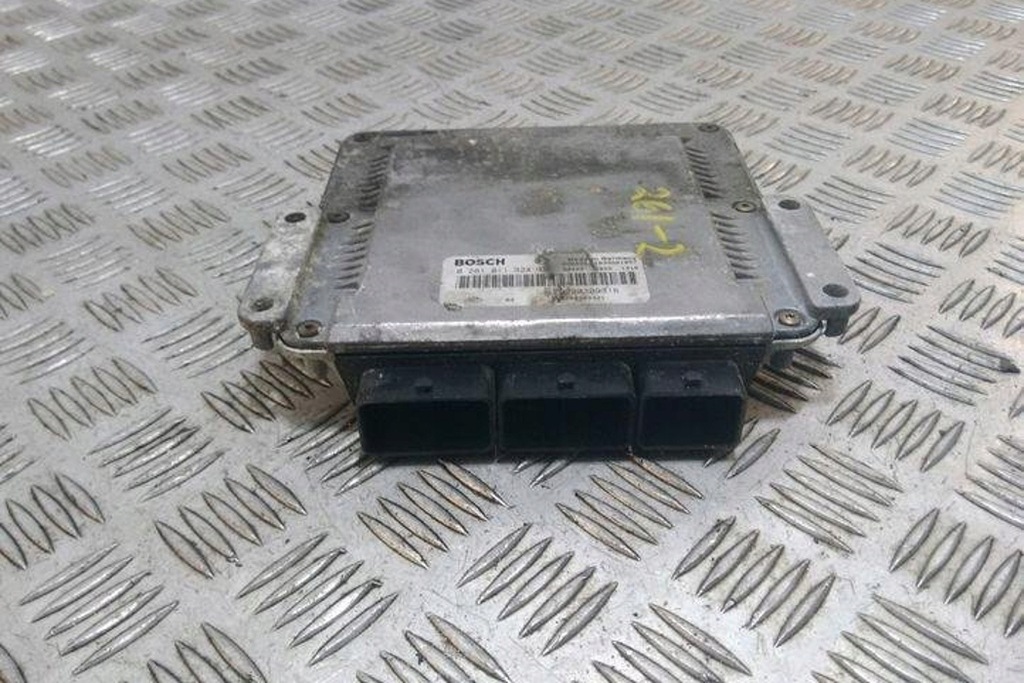 фото №1, Бортовой компьютер двигателя ecu renault megane ii estate km0/1_ 8200309316 1.9l