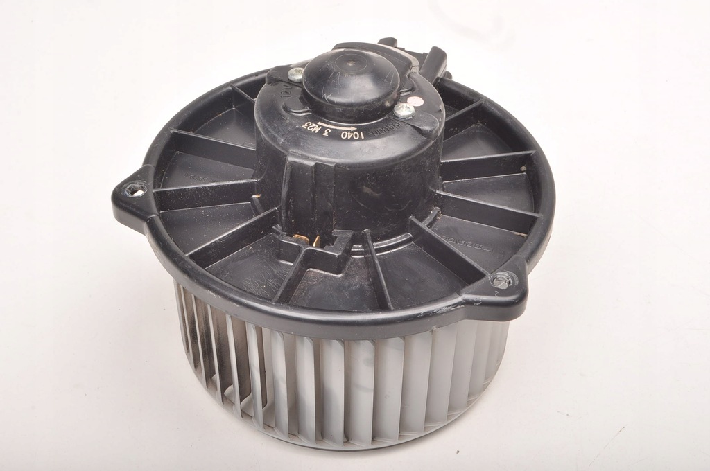 фото №1, Aston martin vantage 4.7 вентилятор обдув 194000-1040