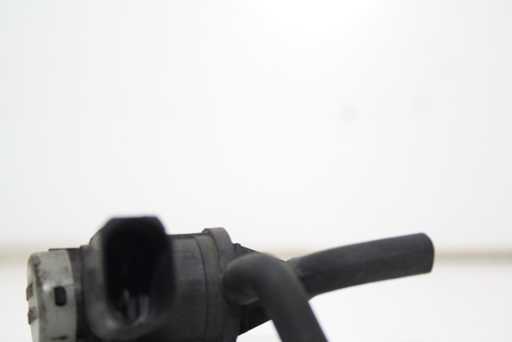 фото №13, Клапан вакуумa volkswagen passat b6 2,0 tdi 1j0906283c