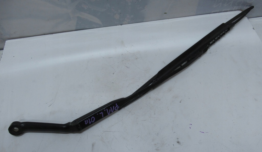 фото №1, Nissan primera p11 рычаг дворники правое