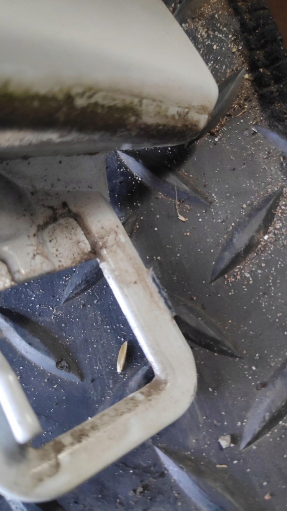 фото №5, Спойлер спойлер стоп ov369 dv369 clio iv 960307284r