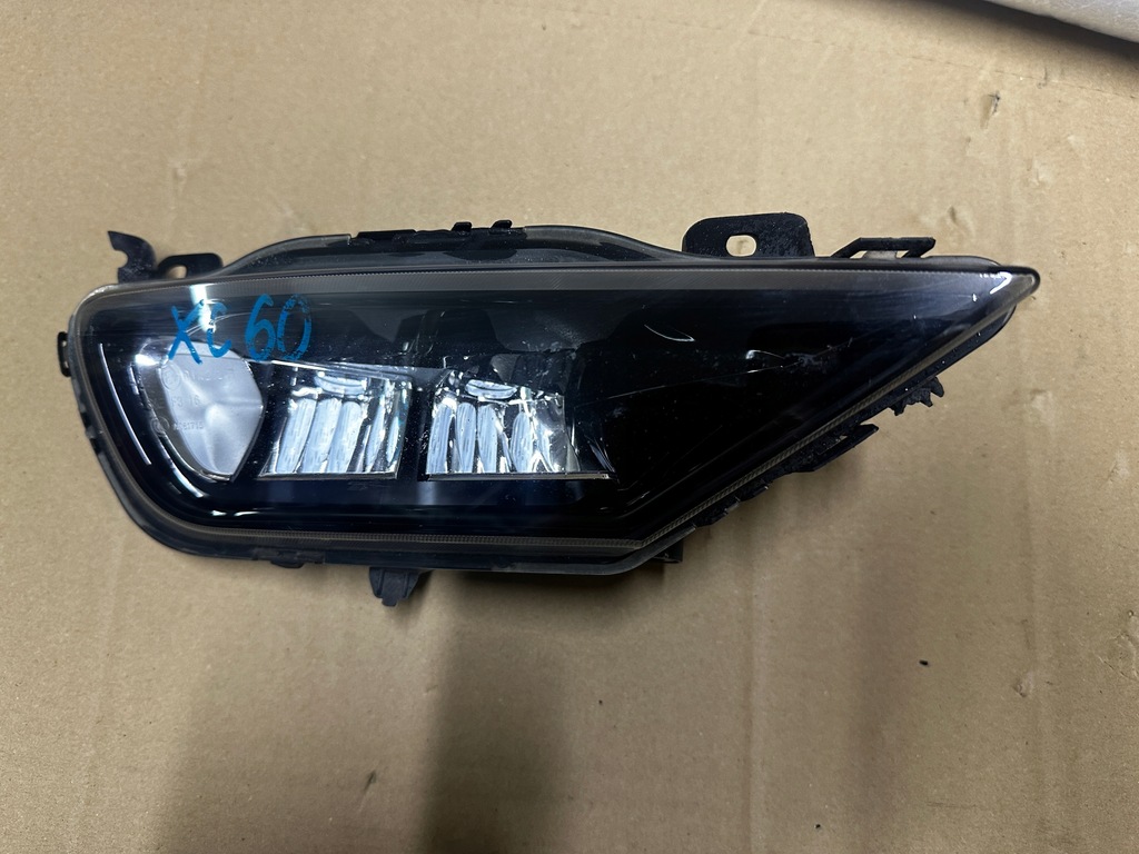 фото №1, Volvo xc60 ii xc90 ii s90 v90 противотуманная фара led правый 31434667