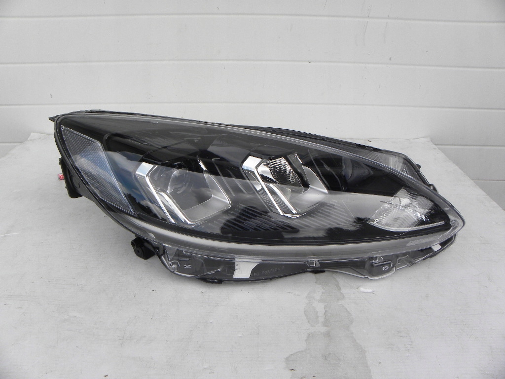 Купить Ford kuga 3 mk3 фара передняя правый  сторона led