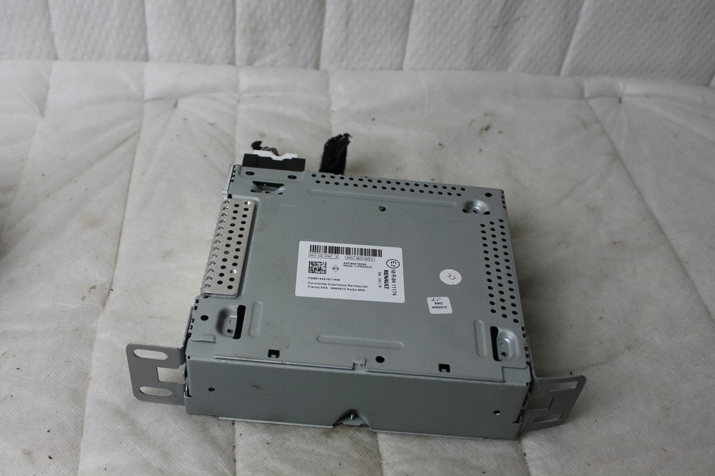 фото №1, Радіо тюнер renault captur zoe 281152239r clio iv