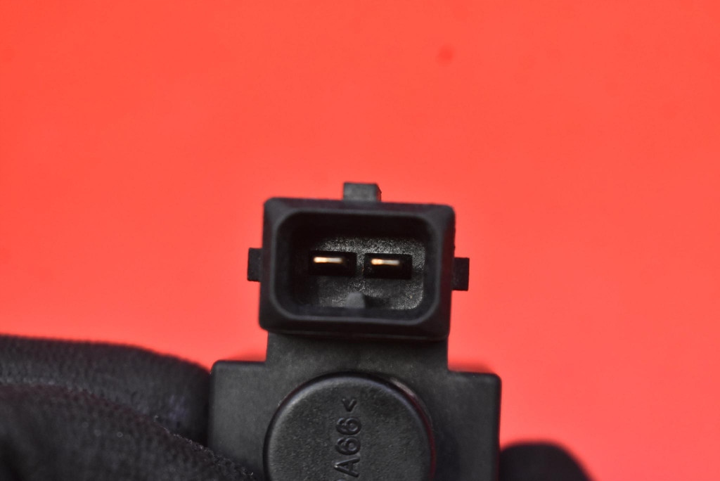 фото №8, Клапан вакууму 1742712 bmw x3 e83 2.0 d 150 km 06-10