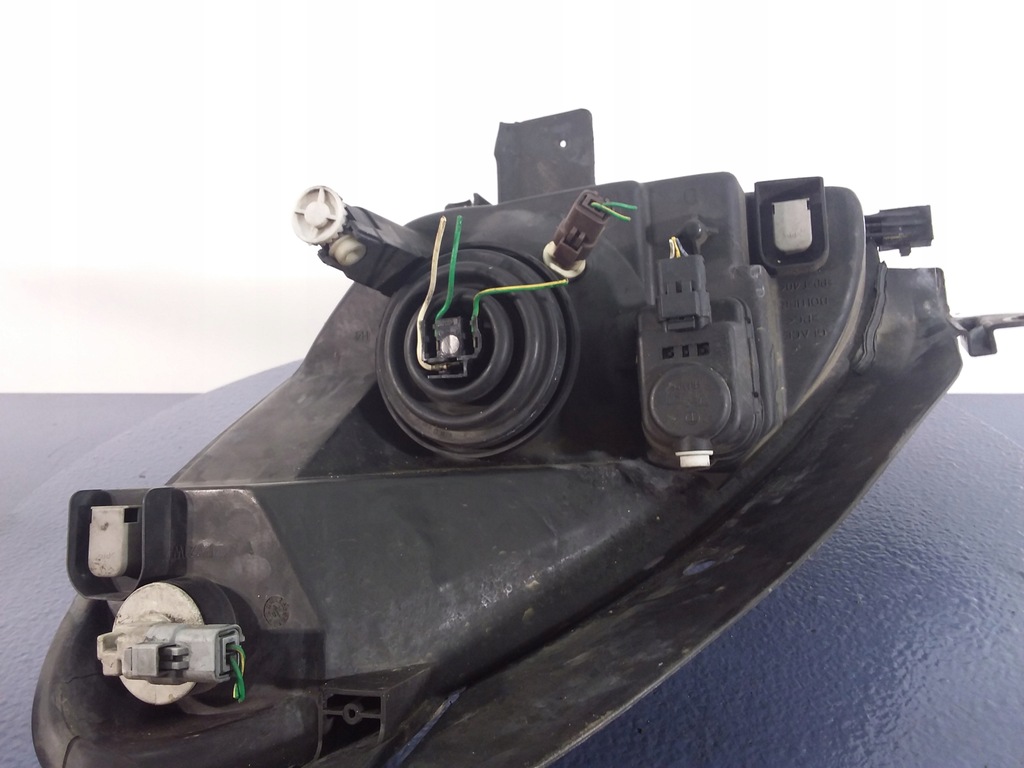 фото №8, Citroen xsara picasso i lift фара правий eu