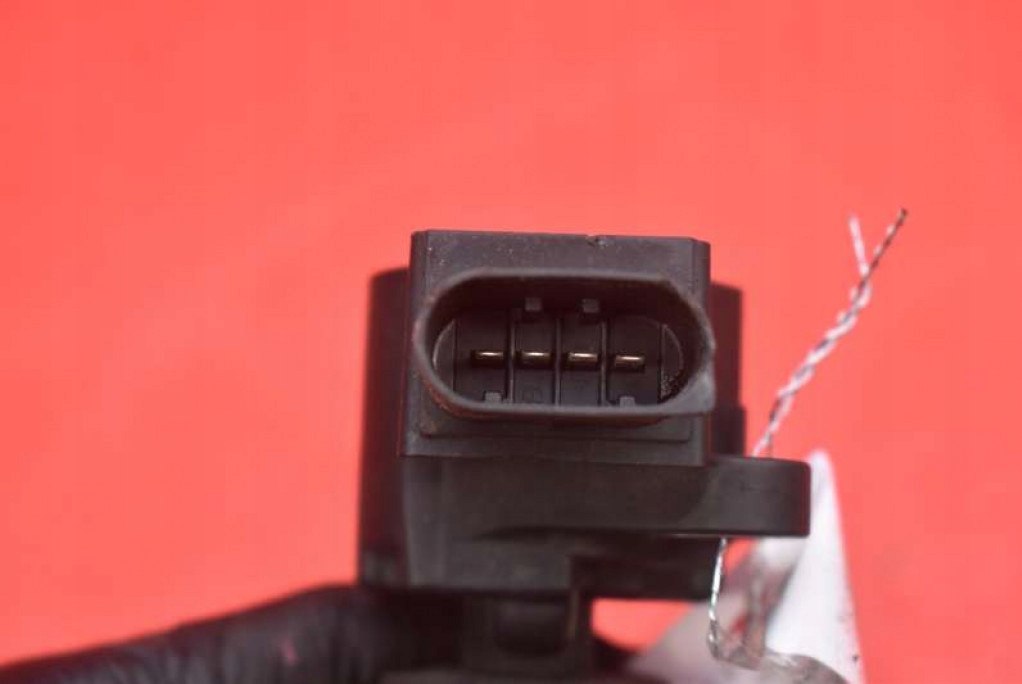 фото №7, Катушка зажигания a0001501980 mercedes cls c219 w219 3.5 v6 272 km 04-08