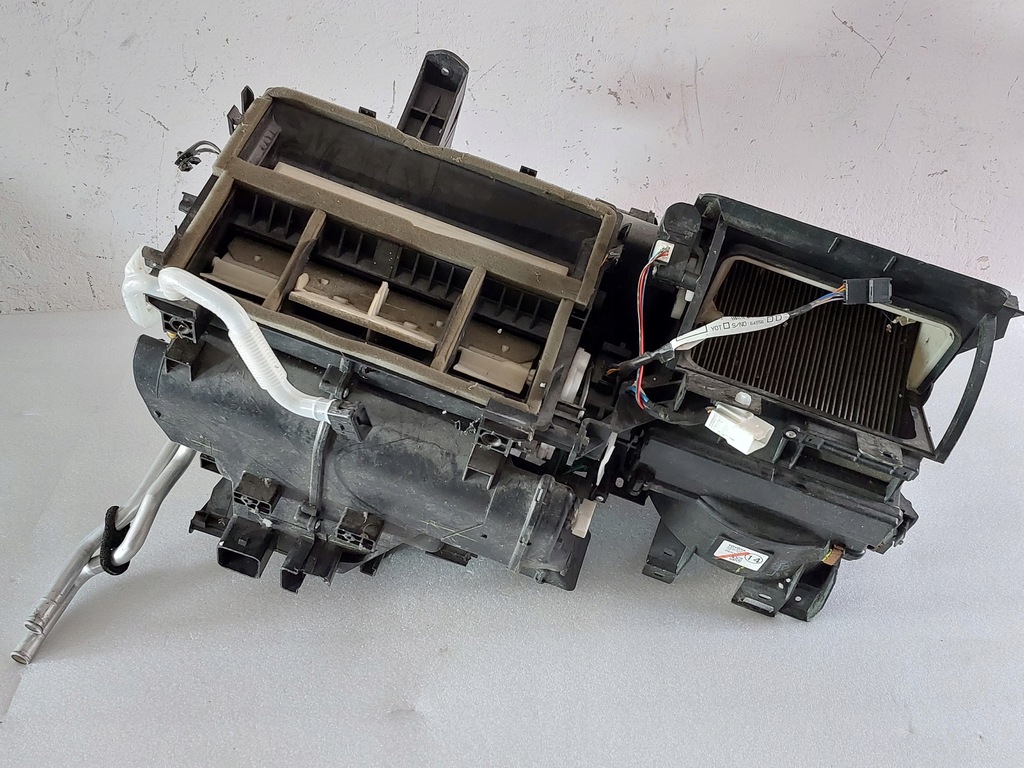 фото №1, Toyota corolla verso отопитель 87010-0f140