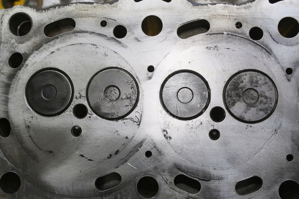 фото №13, Головка двигателя toyota auris corolla 1nd 1.4 d