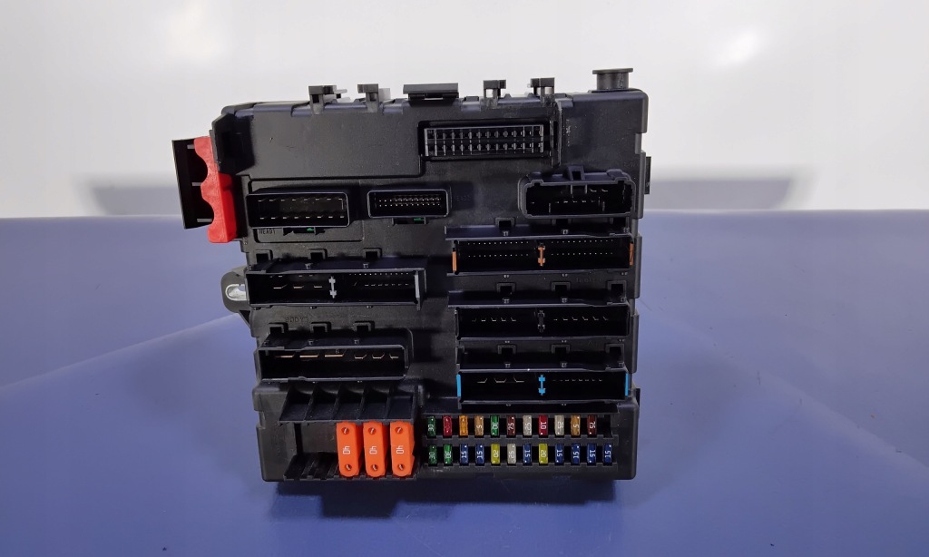 Купити Opel signum vectra c коробка модуль bsi 13112909