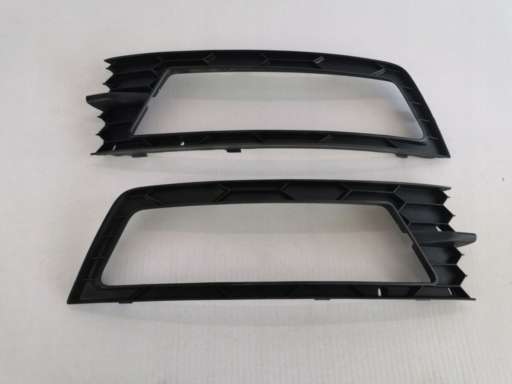 фото №1, Skoda rapid 12-15 решётка бампера правая левая перед