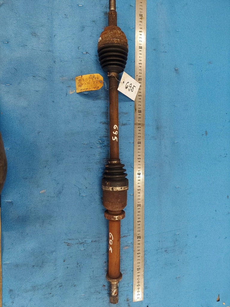 фото №1, Renault twingo права 1.2 бензин привідний вал