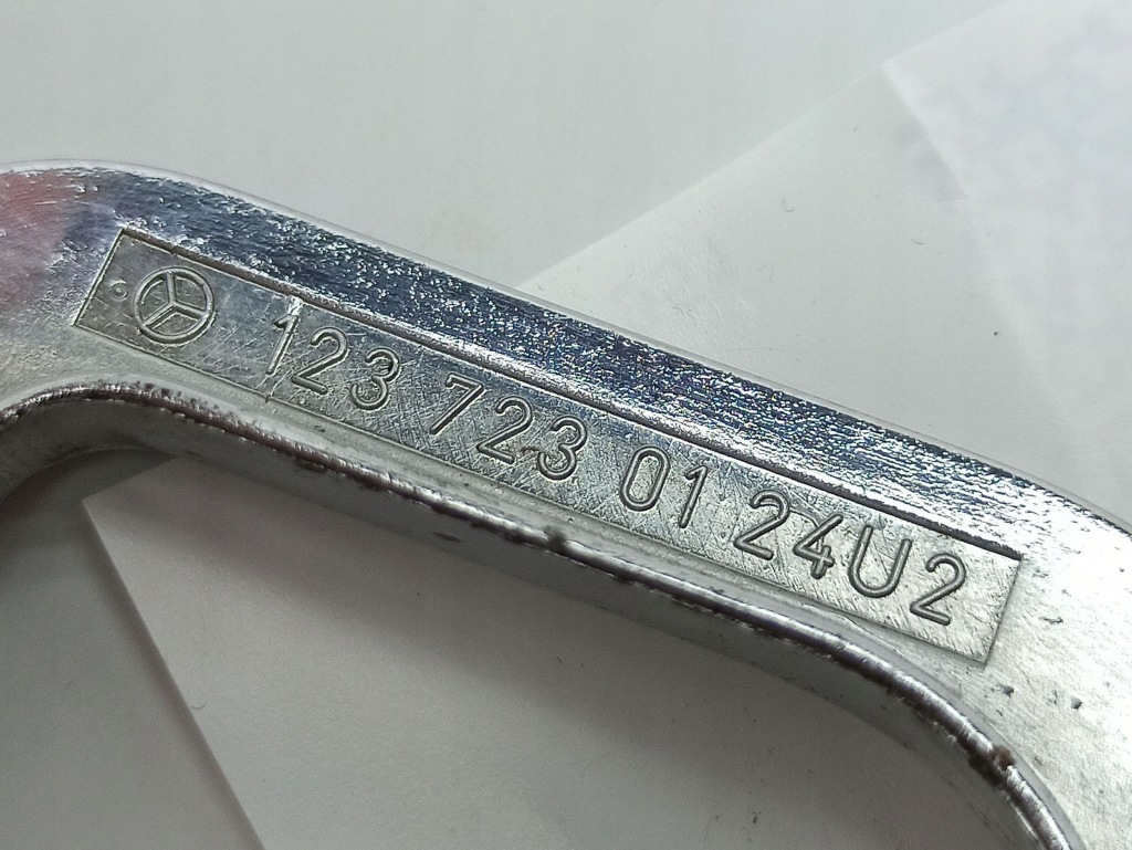 Mercedes-benz ew123 ліва сторона інше елементи оздоблювальні двері передніх Ціна