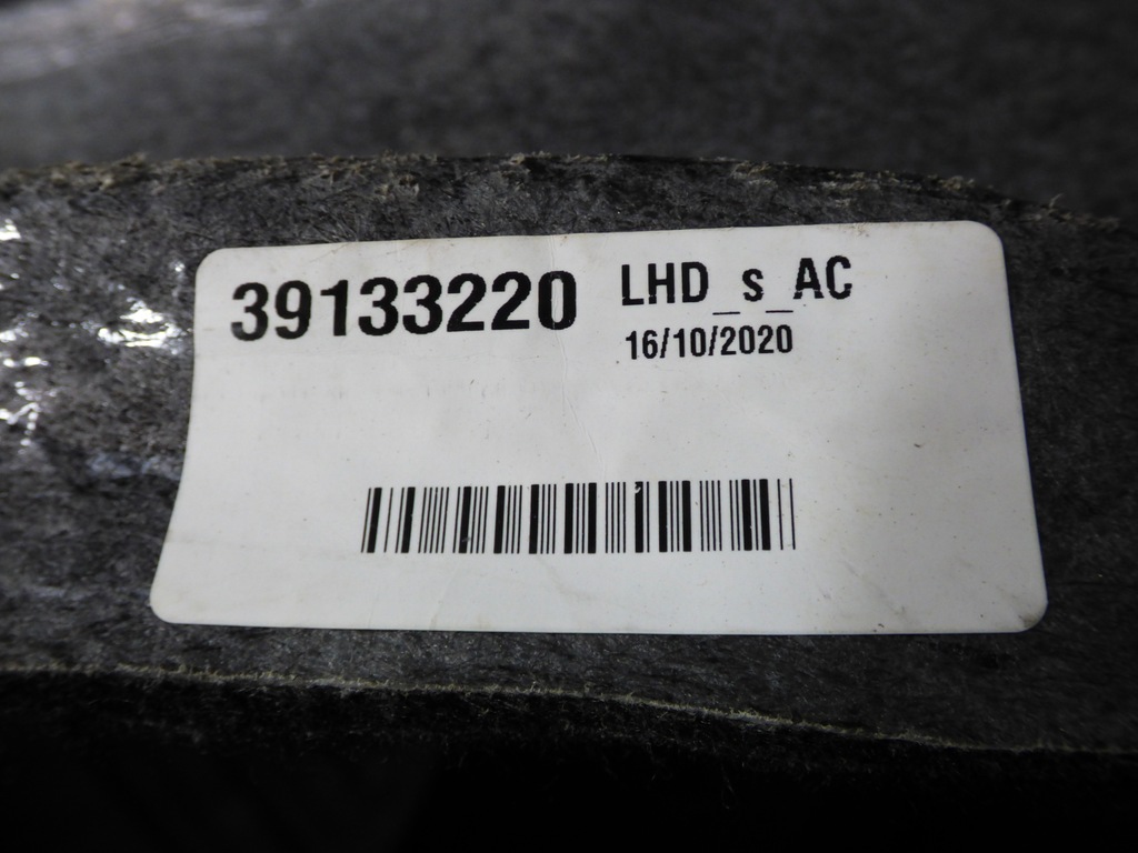 фото №11, Обшивка коврик 2020r opel astra k v lift kombi