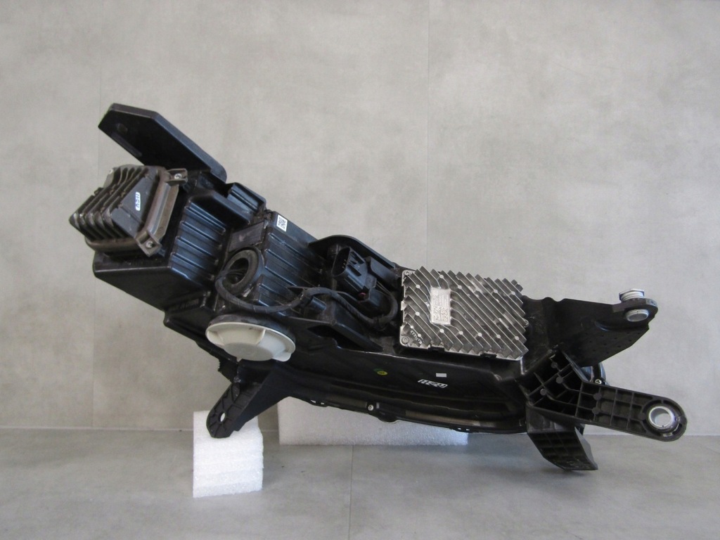 фото №3, Лампа перед mg marvel r led комплектна 21- lh ліва