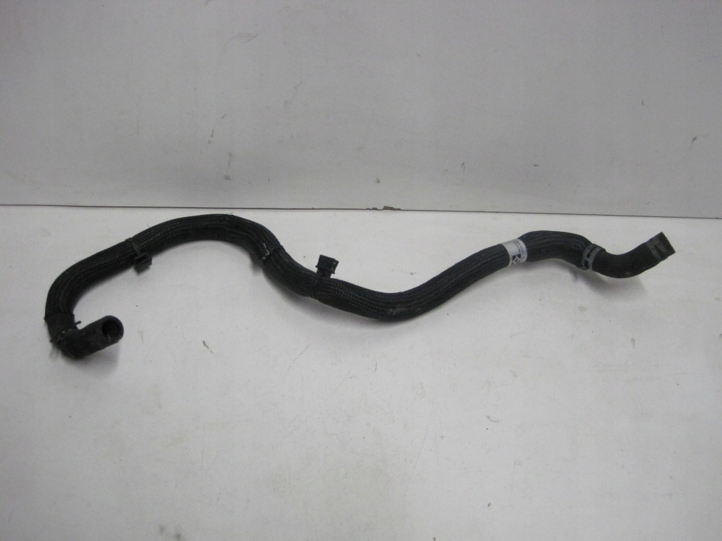 Купити Патрубок труба води renault austral 1,2 e-tech 118292304r