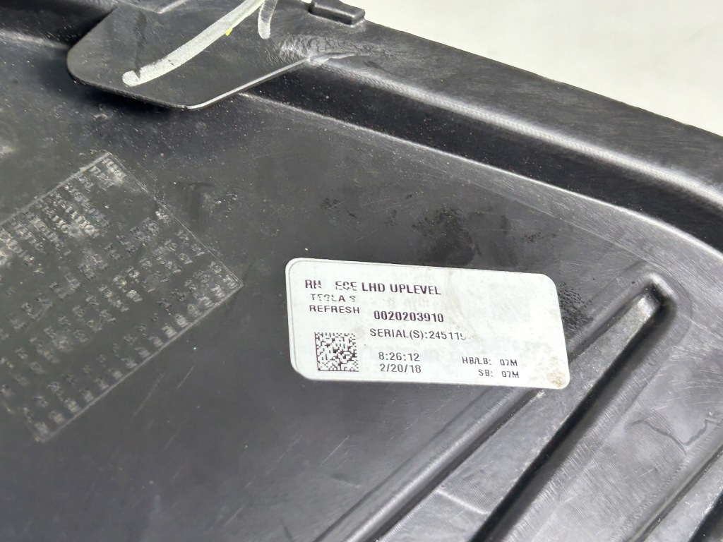 Tesla model s рестайлинг  фара правый  перед full led 1053575-00-c с Разборки