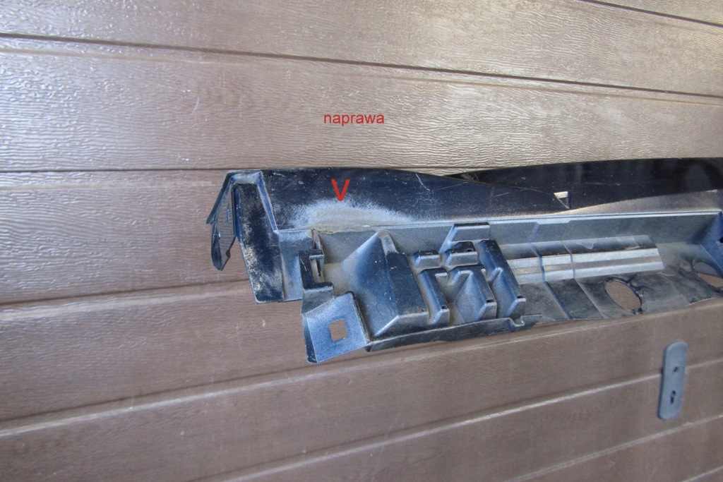 фото №8, Молдинг порог левая toyota corolla xii 18 hb e21