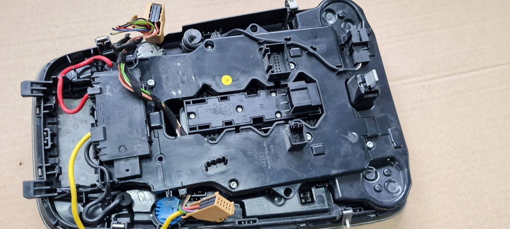 фото №12, Sq7 4m q7 лампа стельовий корпус na частини pod люк 4m0947135cr