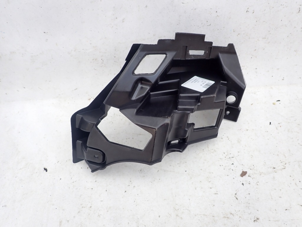 фото №1, Vw beetle 11- кронштейн противотуманной фары правый перед