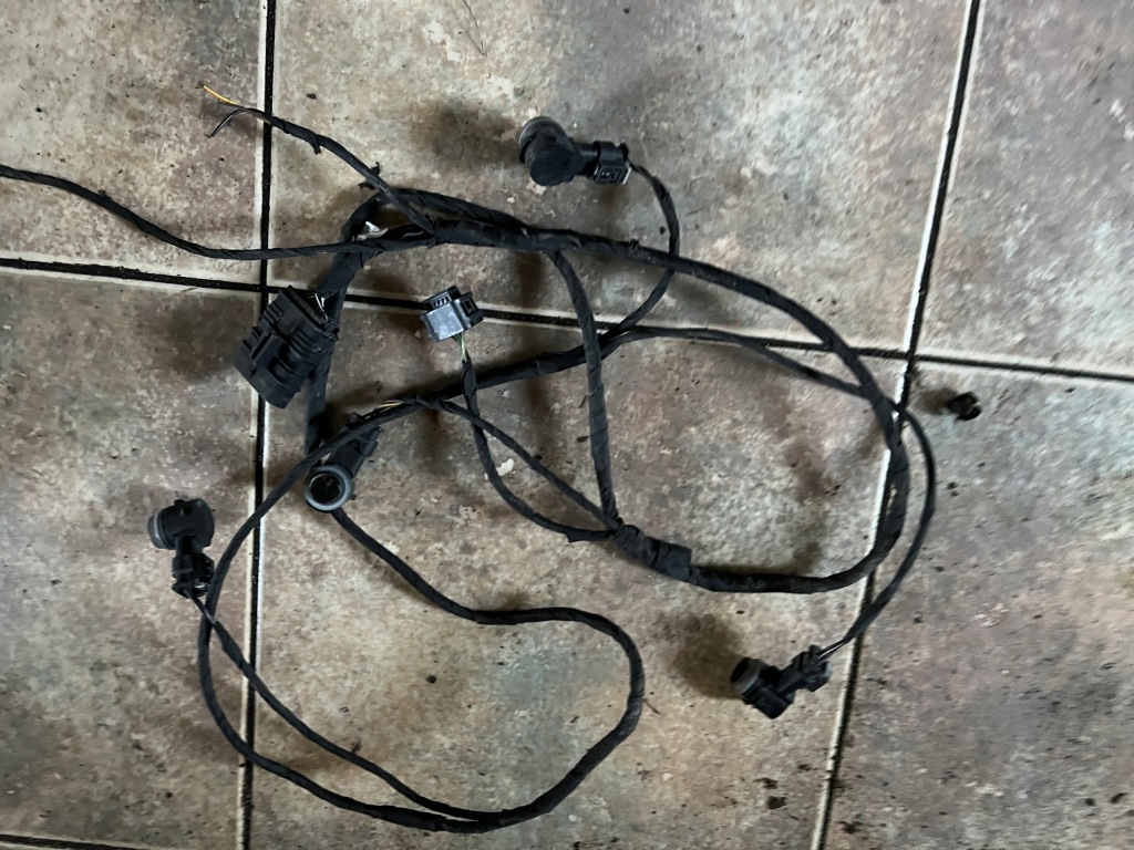 Купити Датчик pdc задній паркування mercedes cls 14 rok колодка