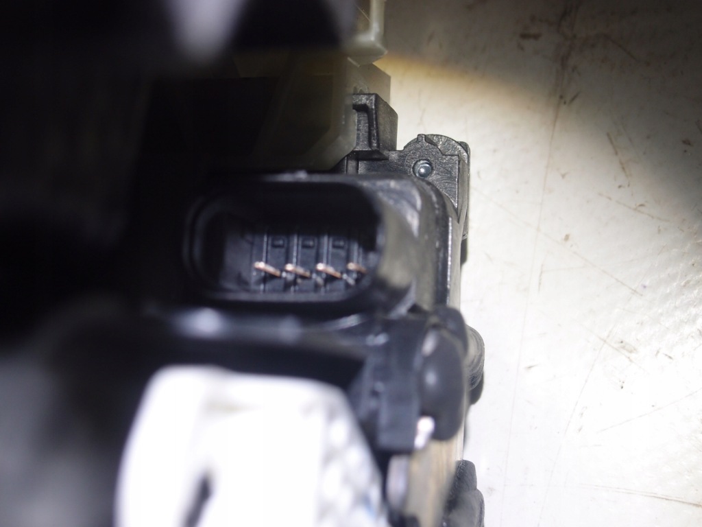 Купить Замок дверь правый перед mercedes e-klasa w238