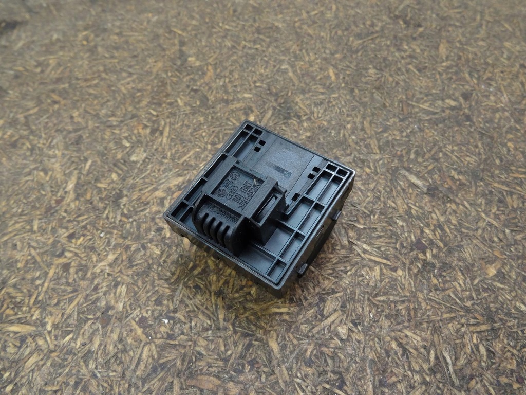 фото №11, Audi a4 b6 b7 перемикач перемикачі вікон скло 8e0959851a