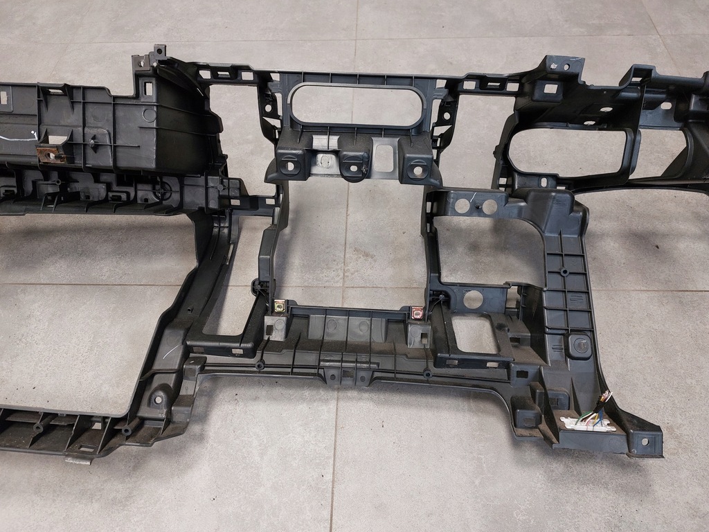 фото №15, Toyota prius ii пластиковая рама панели приборной панели