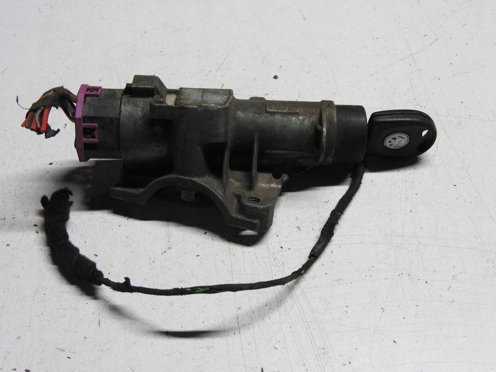 фото №1, Volkswagen polo 05 замок запалювання ключ 4b0905851