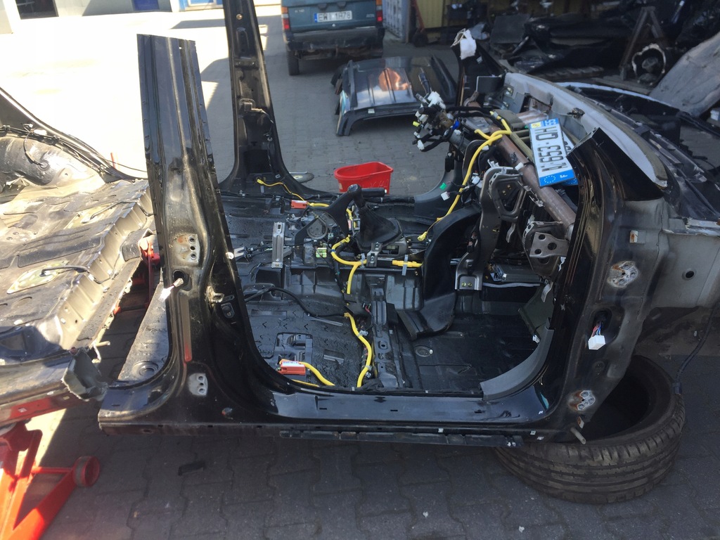 фото №1, Hyundai santa fe 2001-2006 блок двигателя b порог правый