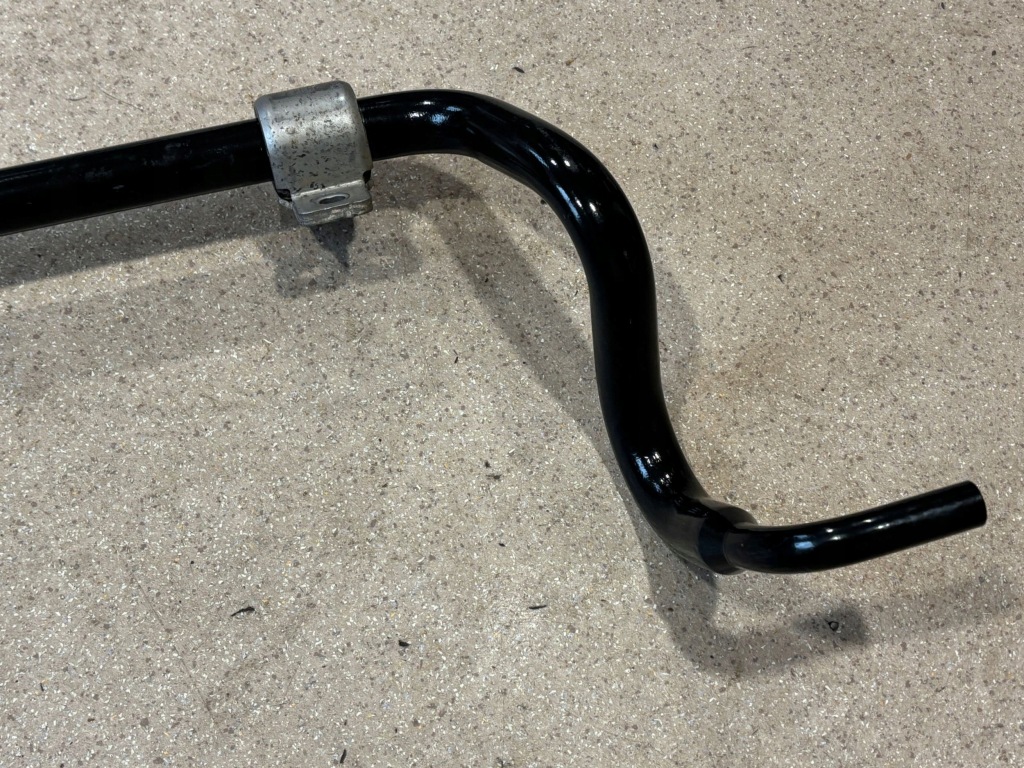 Стабілізатор передній перед mercedes-benz glc c254 a2543231500 Недорого