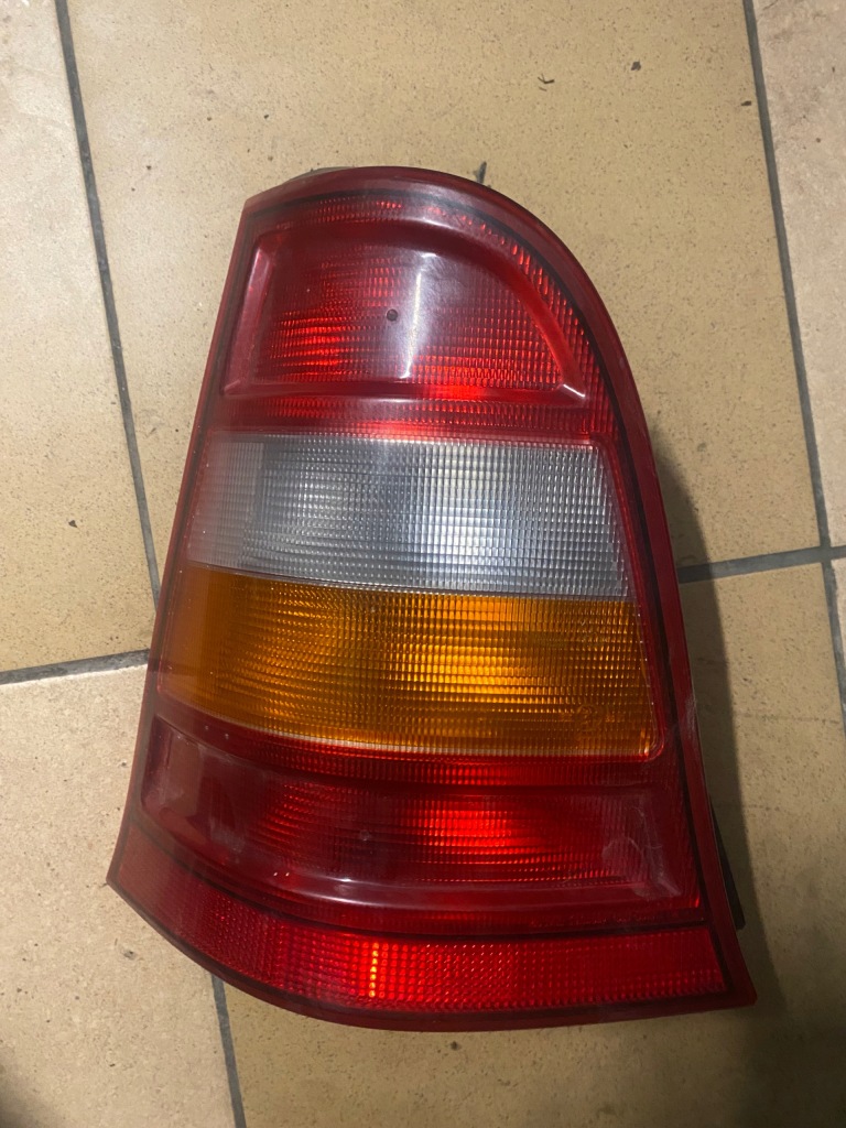 Купить Mercedes w168 лампа вкладыш левый задний  1688200164l