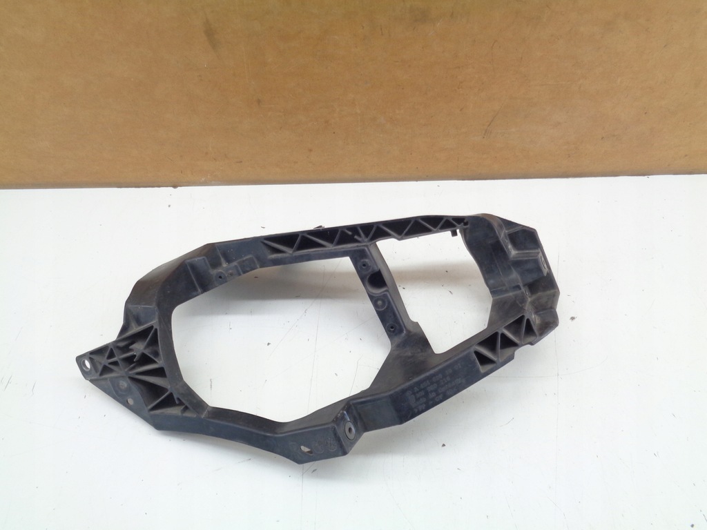 фото №1, Smart forfour напрямна лампи правий панель фари кронштейн